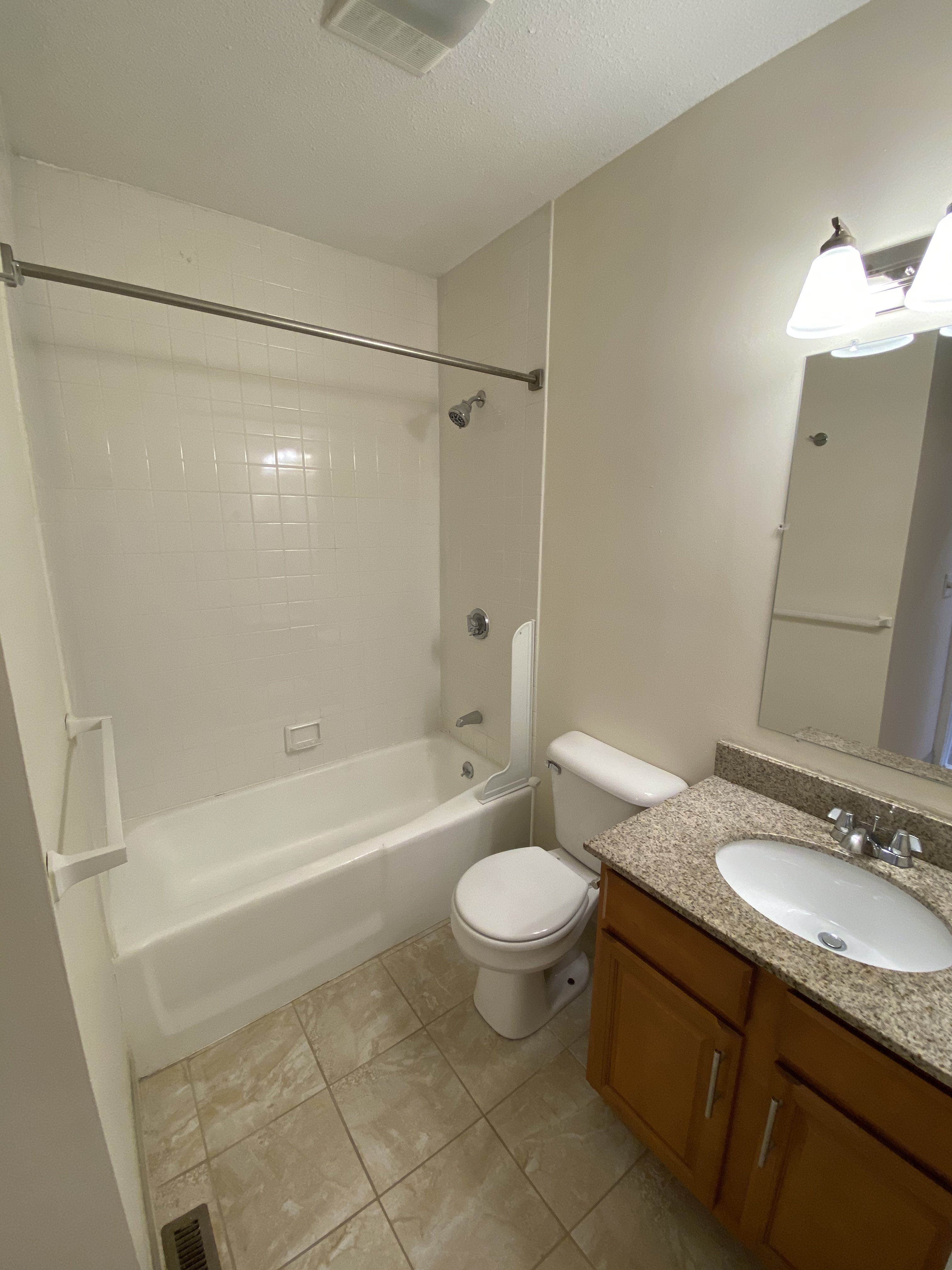 2 bed, 1.5 bath apartment for rent at 65 Riverside Ave Unit 7, Medford — photo 8 of 10