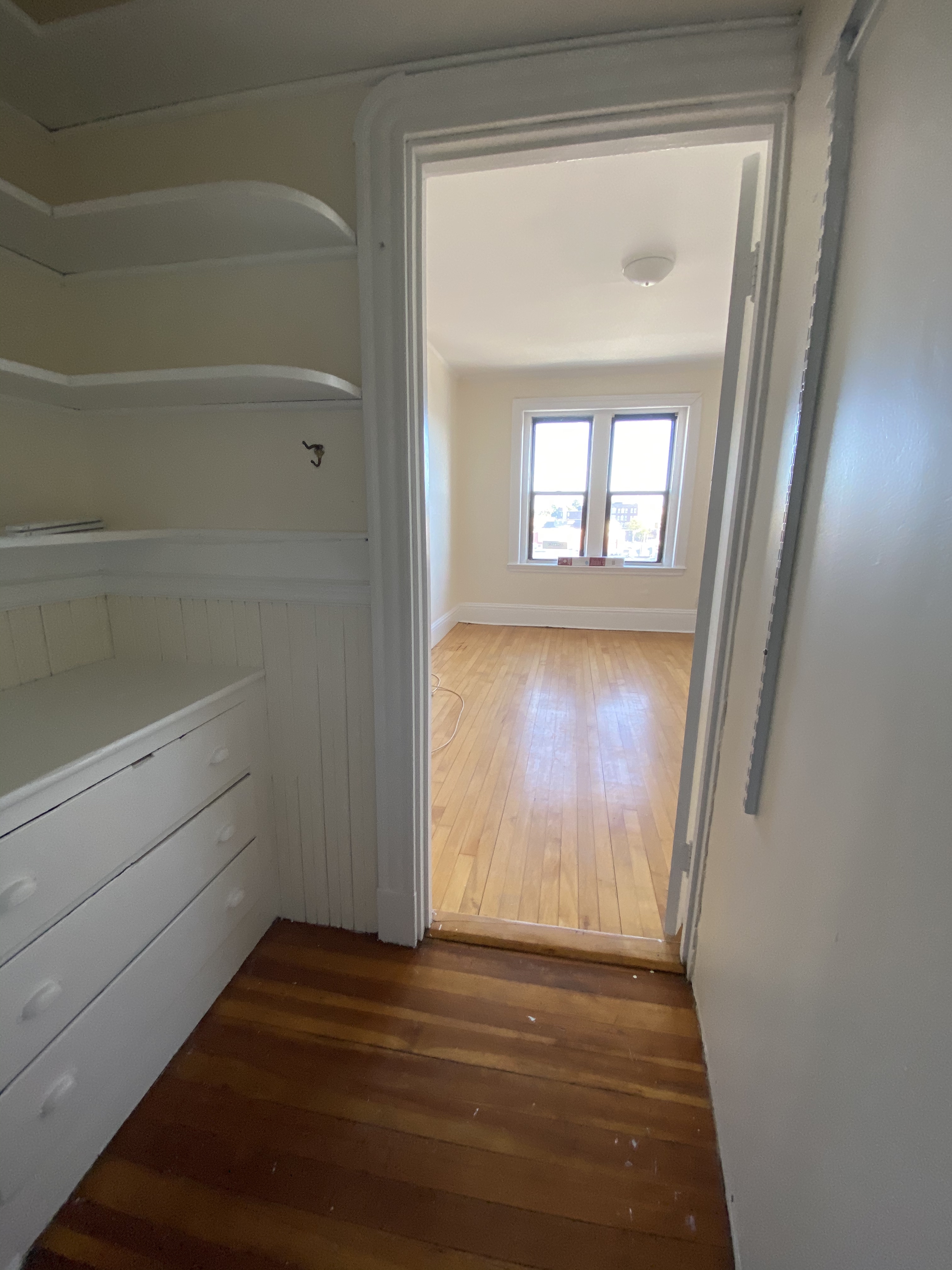 3 bed, 1 bath apartment for rent at 435 Cambridge St Unit 7, Allston — photo 8 of 13