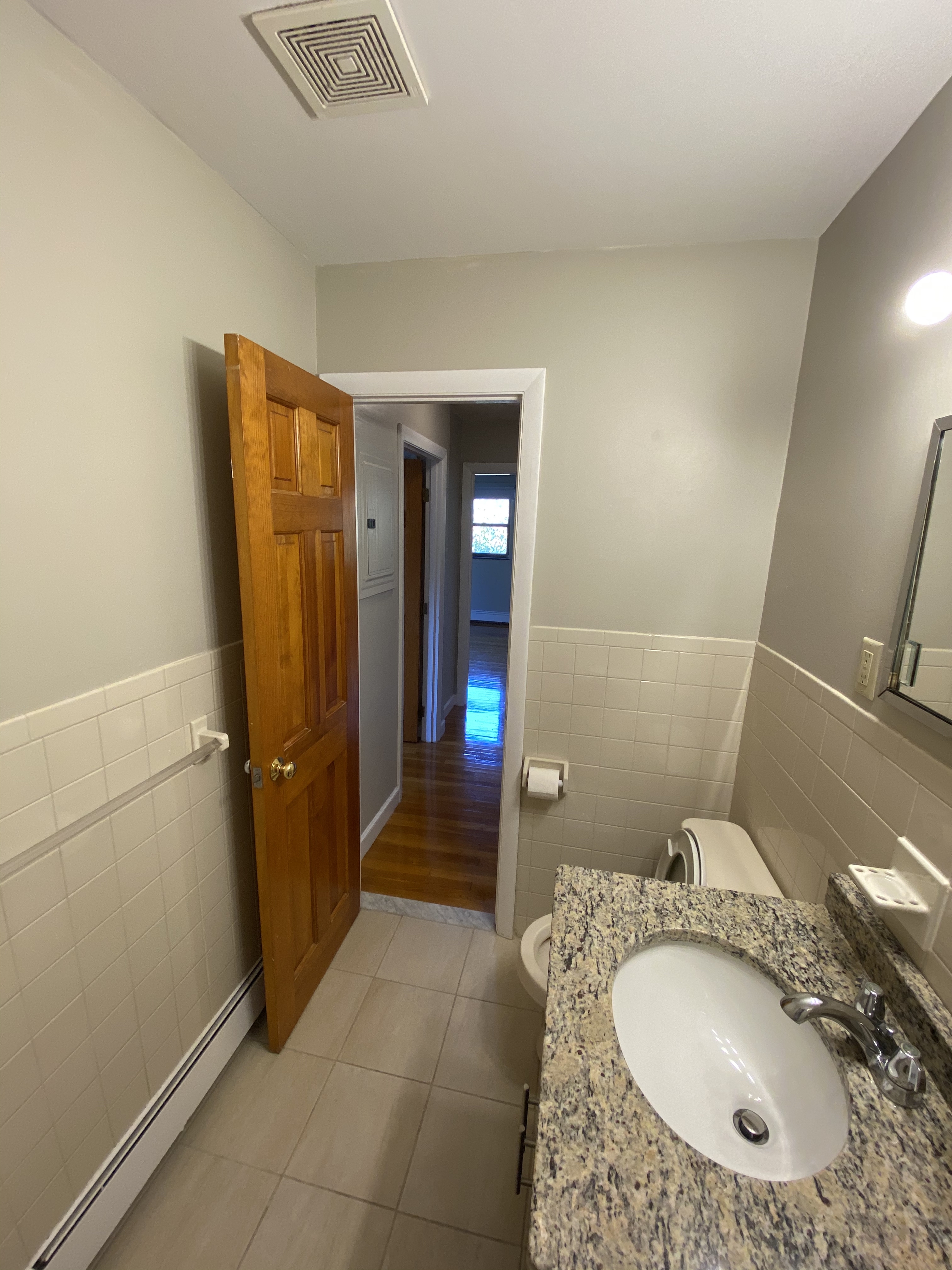 2 bed, 1 bath apartment for rent at 266 Grove St Unit 9, Newton — photo 8 of 10