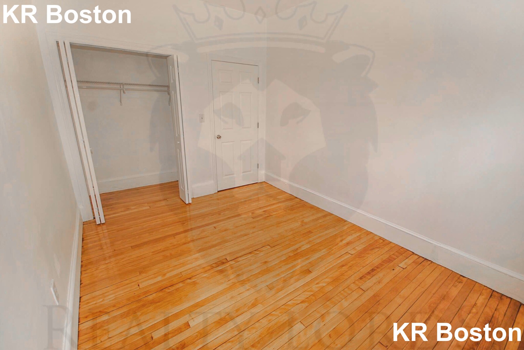 4 bed, 1.5 bath apartment for rent at 8 Royce Rd Unit 4, Allston — photo 3 of 12