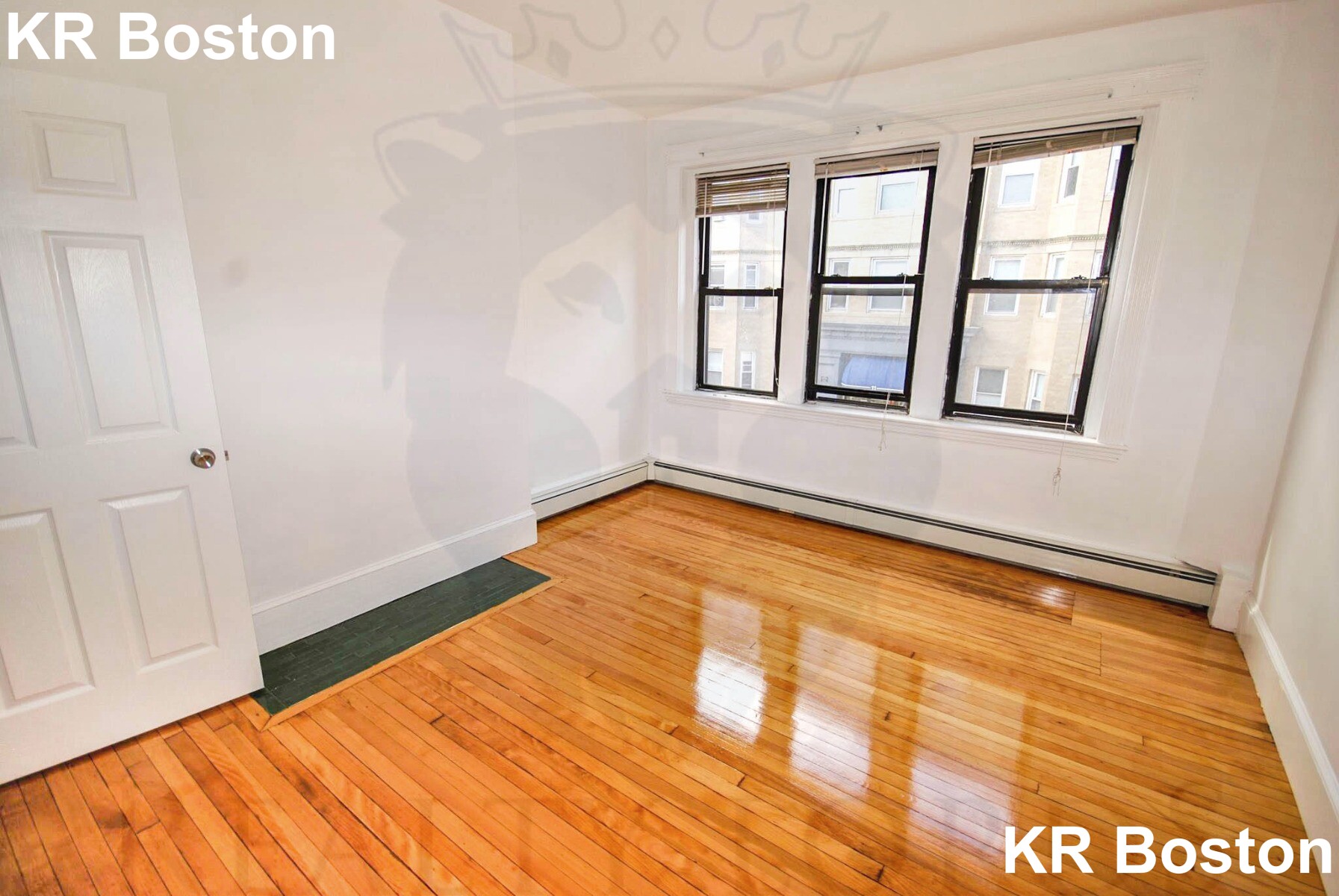4 bed, 1.5 bath apartment for rent at 8 Royce Rd Unit 4, Allston — photo 12 of 12