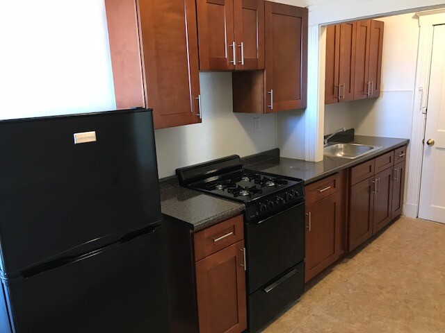 1 bed, 1 bath apartment for rent at 8 Vinal St Unit 6.., Brighton — photo 2 of 4
