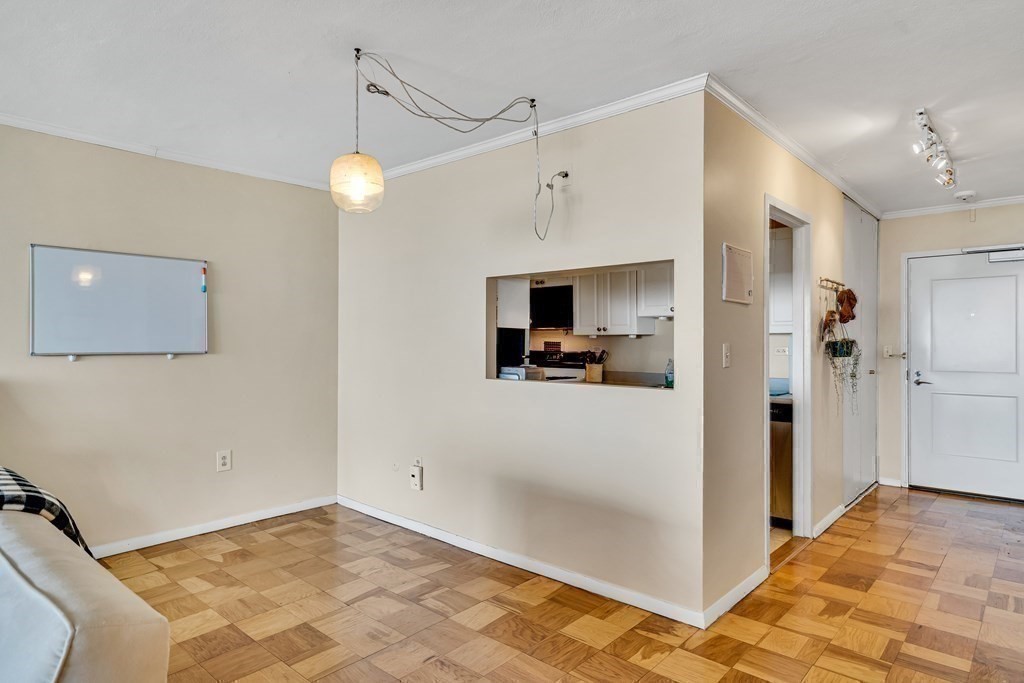 1 bed, 1 bath apartment for rent at 8 Whittier Pl Unit 21A, East Boston — photo 14 of 17