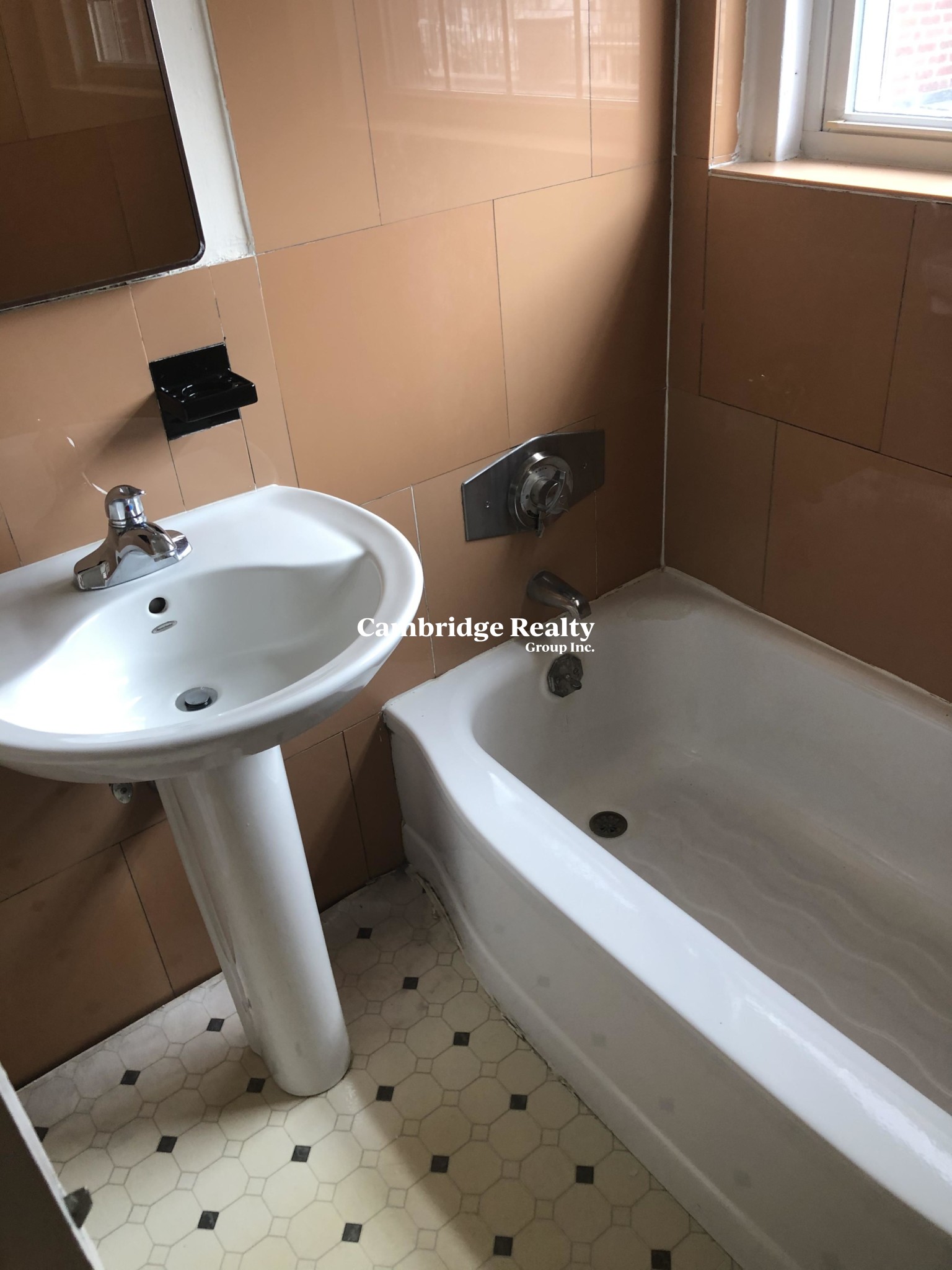 Studio bed, 1 bath apartment for rent at 550 Belmont St Unit 7, Coolidge Square — photo 9 of 14