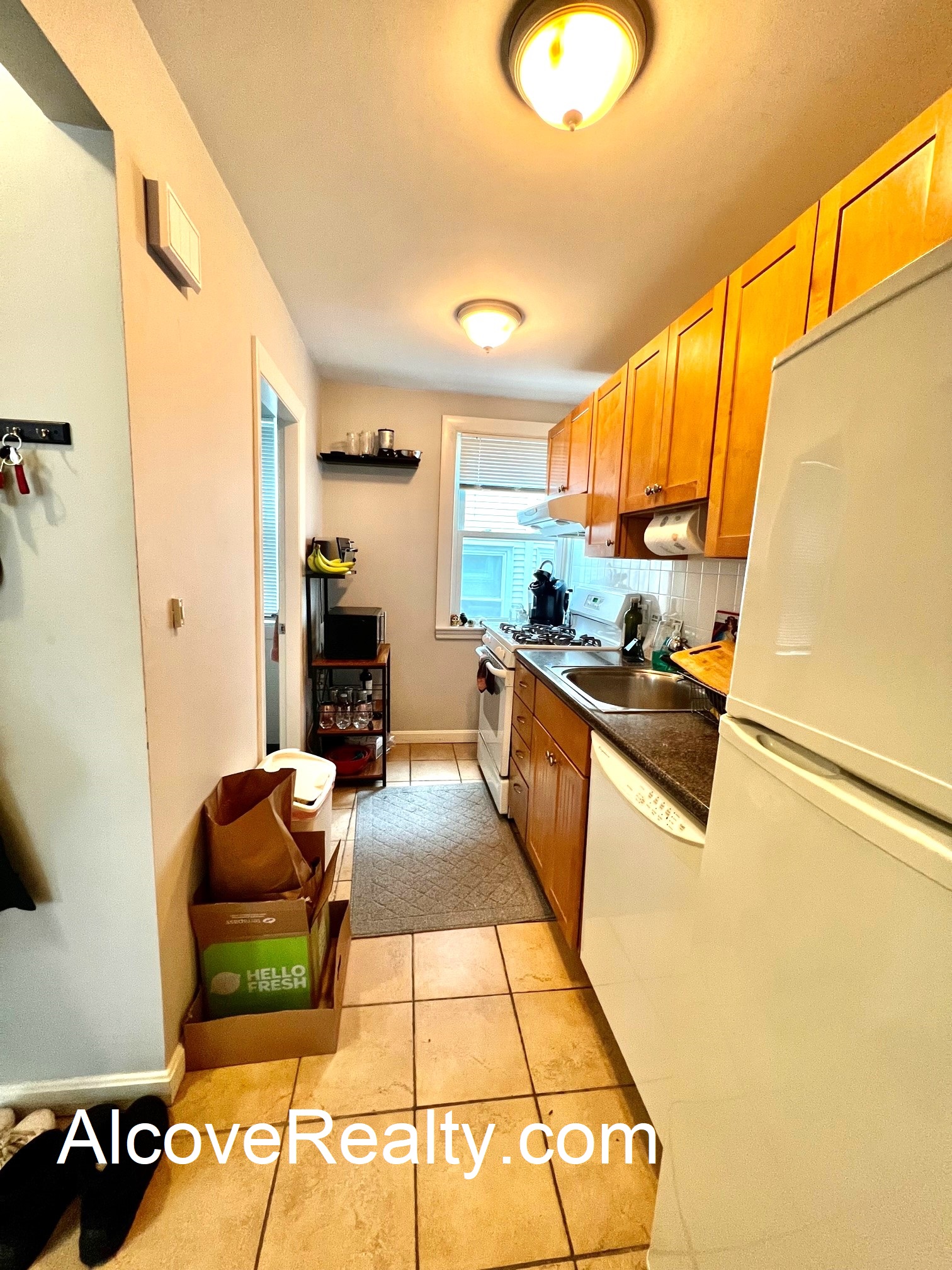 1 bed, 1 bath apartment for rent at 68 Raymond Ave Unit 1F, Teele Square — photo 8 of 10