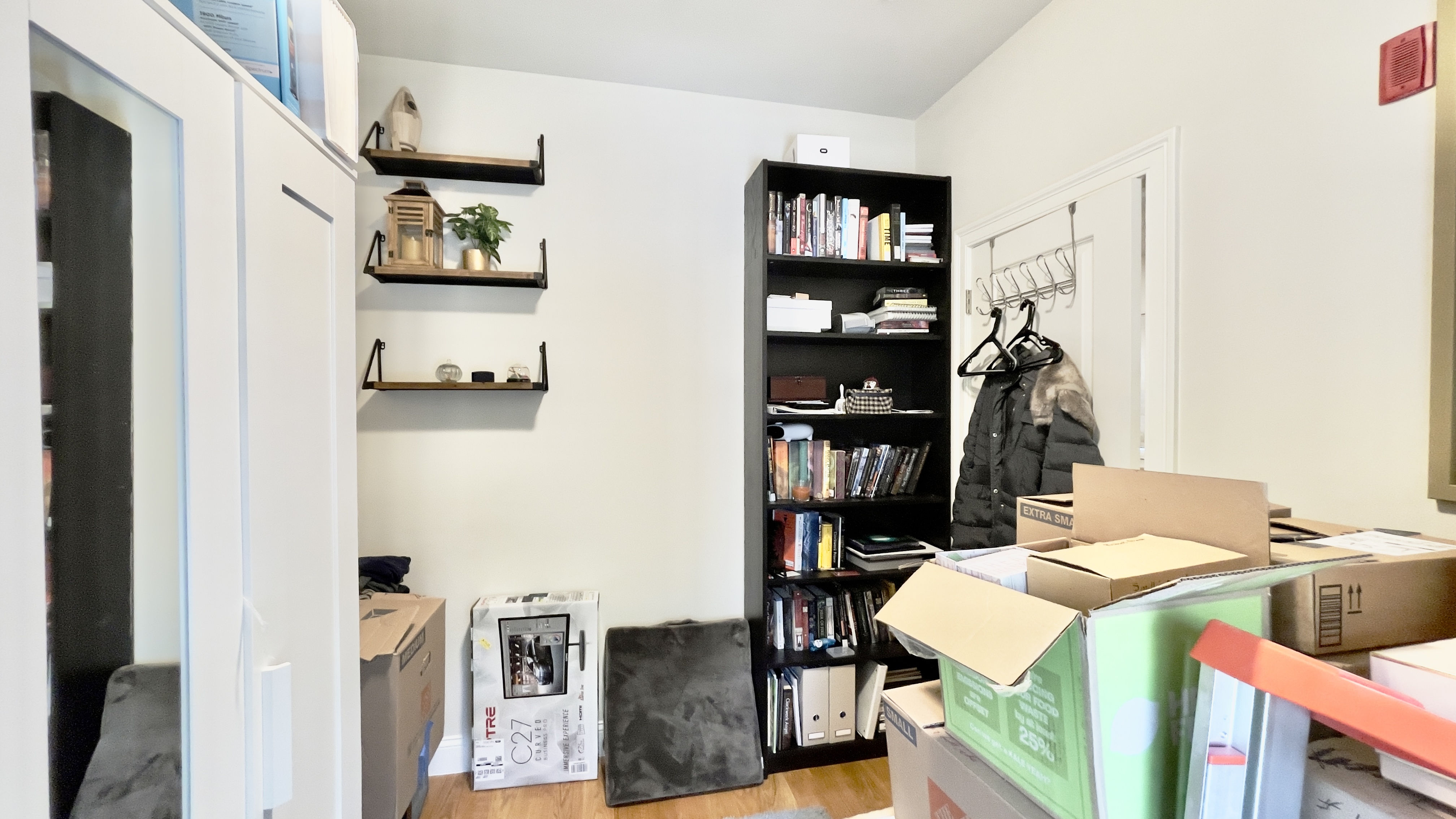 3 bed, 1 bath apartment for rent at 6 Gilmore St Unit 2, Central Square — photo 5 of 12