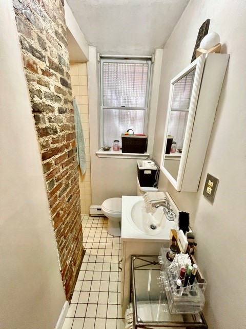Studio bed, 1 bath apartment for rent at 130 Prince St Unit B, North End — photo 8 of 9