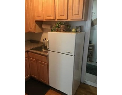 Studio bed, 1 bath apartment for rent at 50 Joy St Unit 1R, Beacon Hill — photo 2 of 8