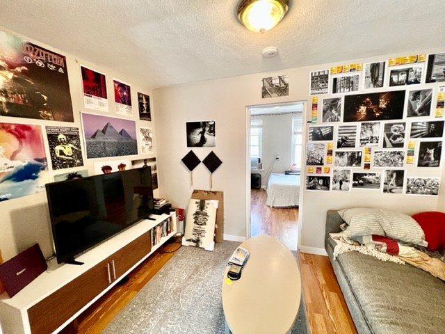 1.5 bed, 1 bath apartment for rent at 2 Baldwin Pl Unit 3R, North End — photo 8 of 21
