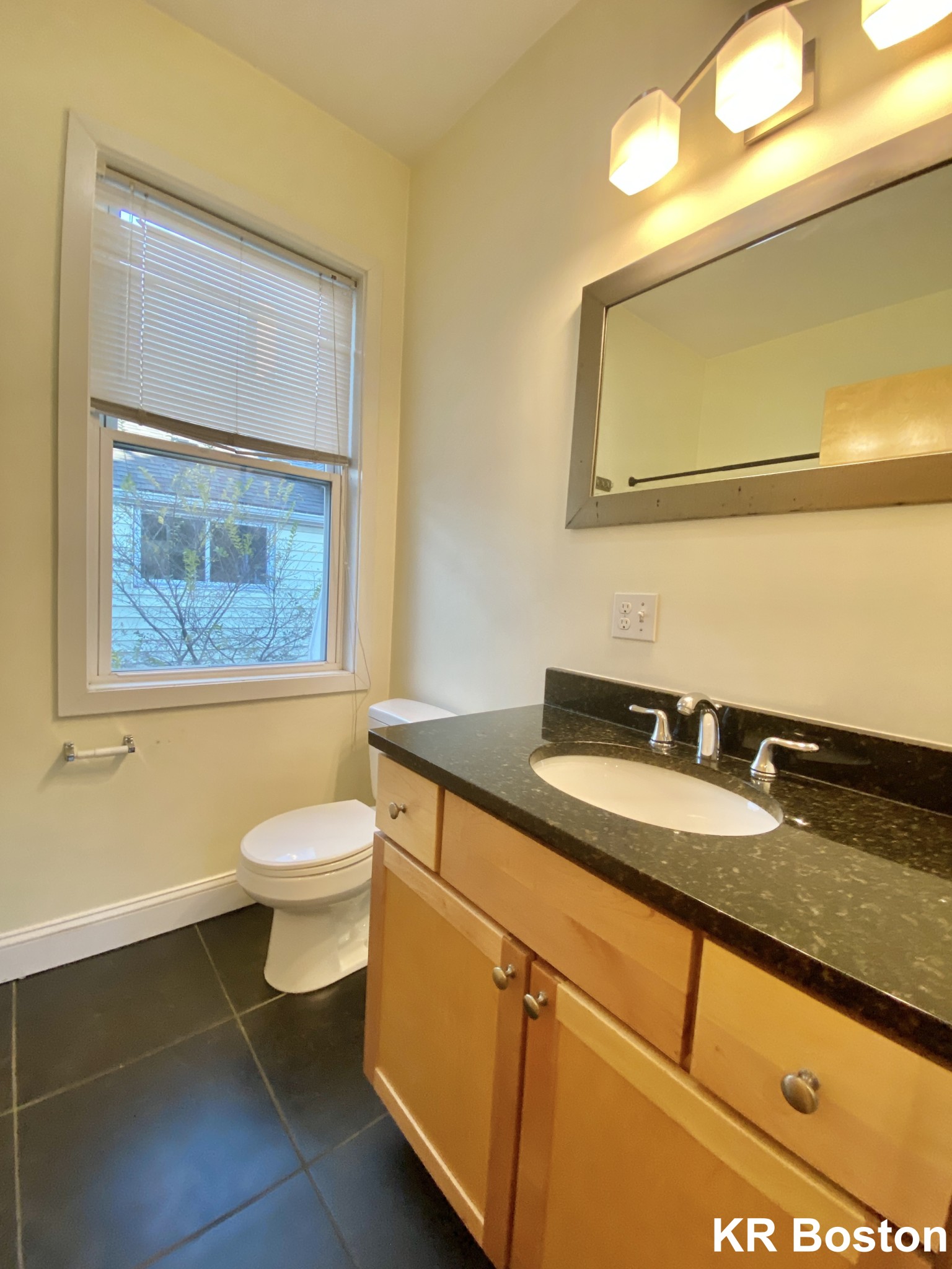 4 bed, 2 bath apartment for rent at 2 Wadsworth St Unit 2, Allston — photo 5 of 9
