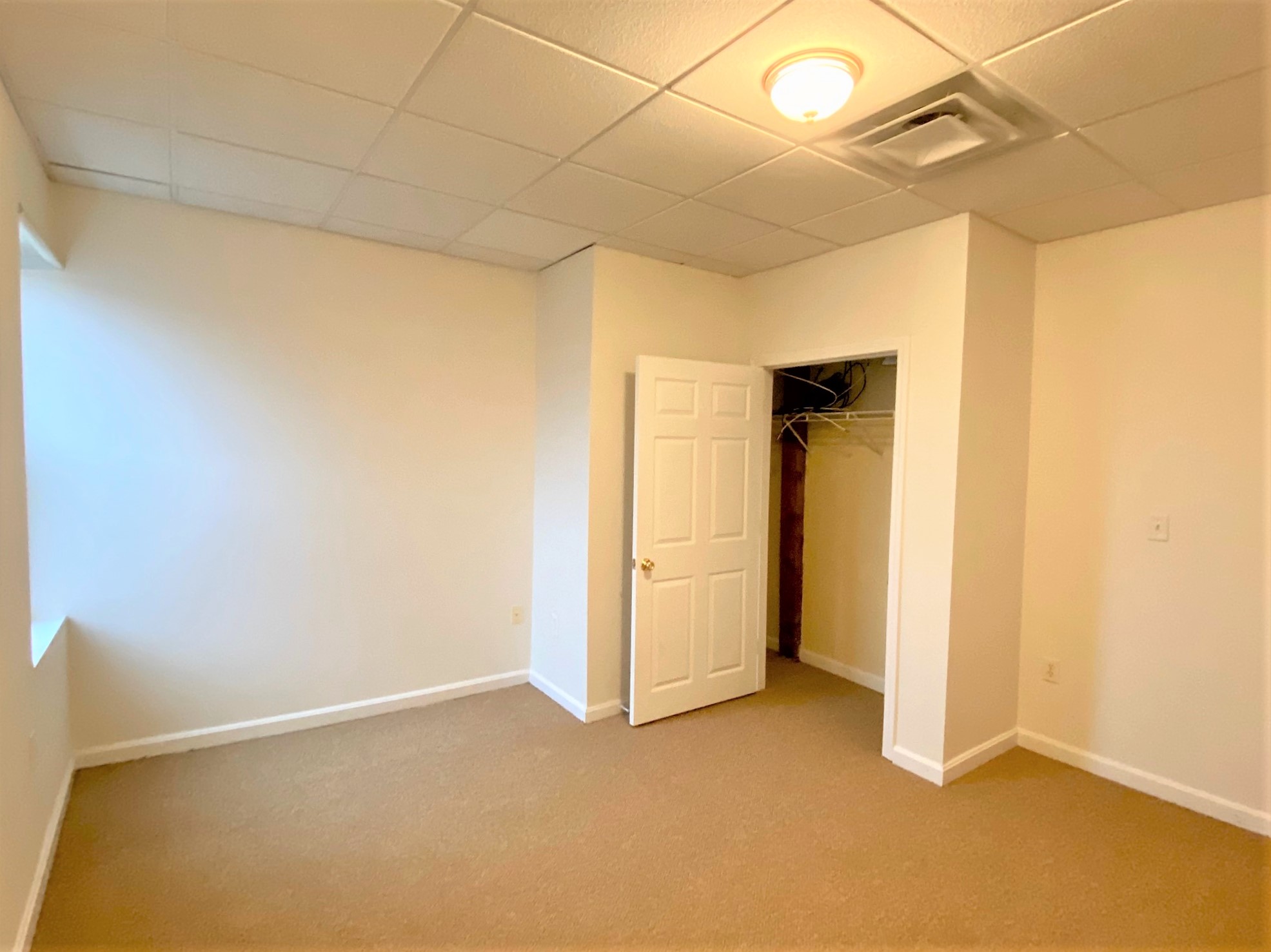 2 bed, 1 bath apartment for rent at 379 Main St Unit 3, Medford — photo 6 of 12