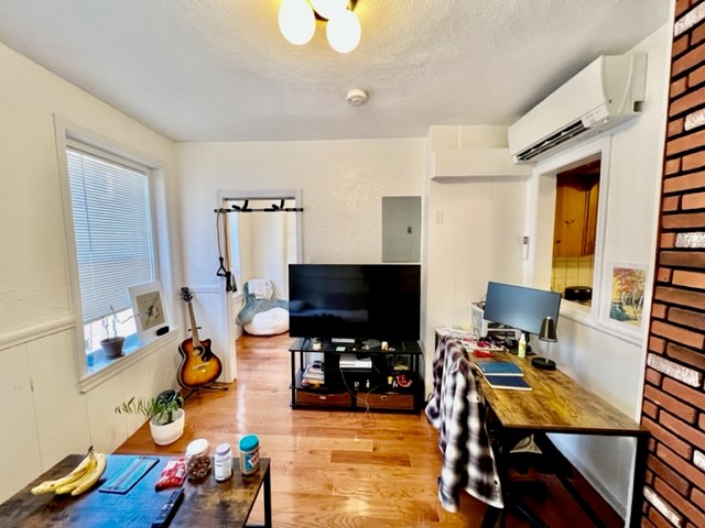 1 bed, 1 bath apartment for rent at 4 Garden Ct Unit 3, North End — photo 8 of 15