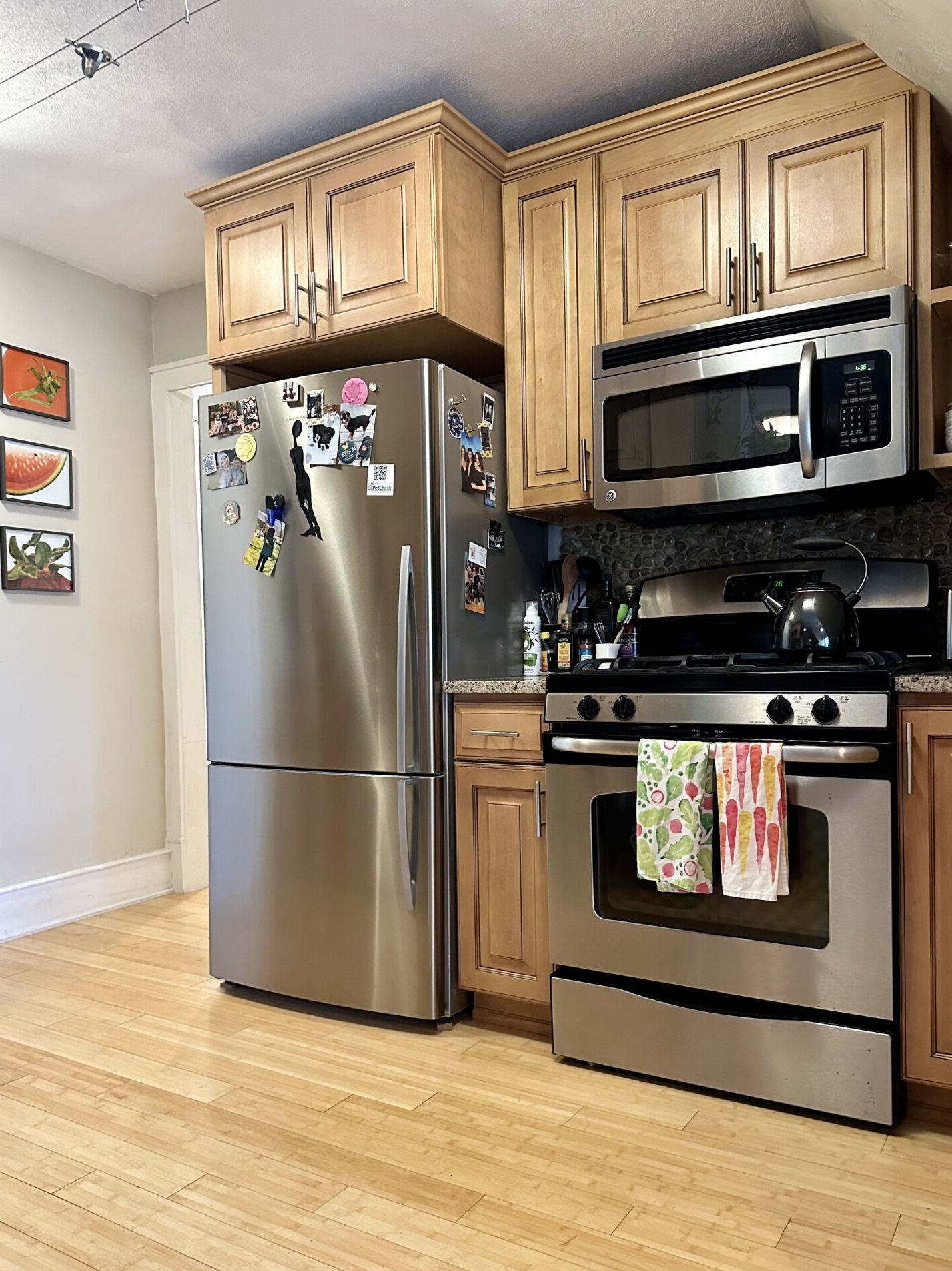 2 bed, 1 bath apartment for rent at 58 Oliver St Unit 3, East Somerville — photo 8 of 13