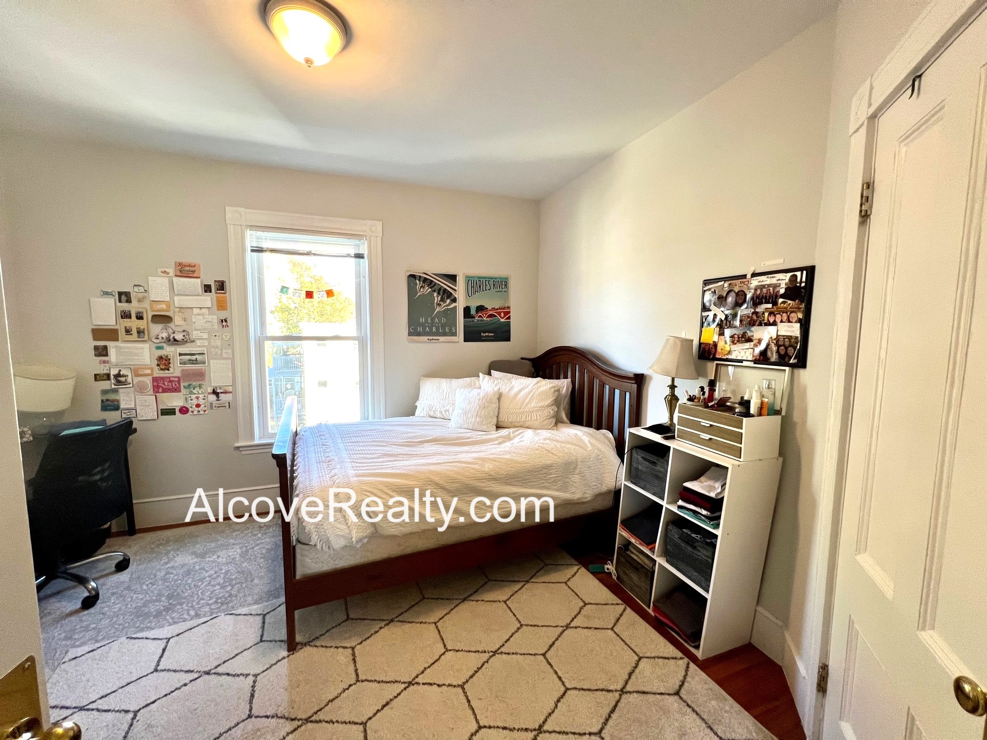 4 bed, 1 bath apartment for rent at 69 Davis Sq Unit 3, Davis Square — photo 8 of 18