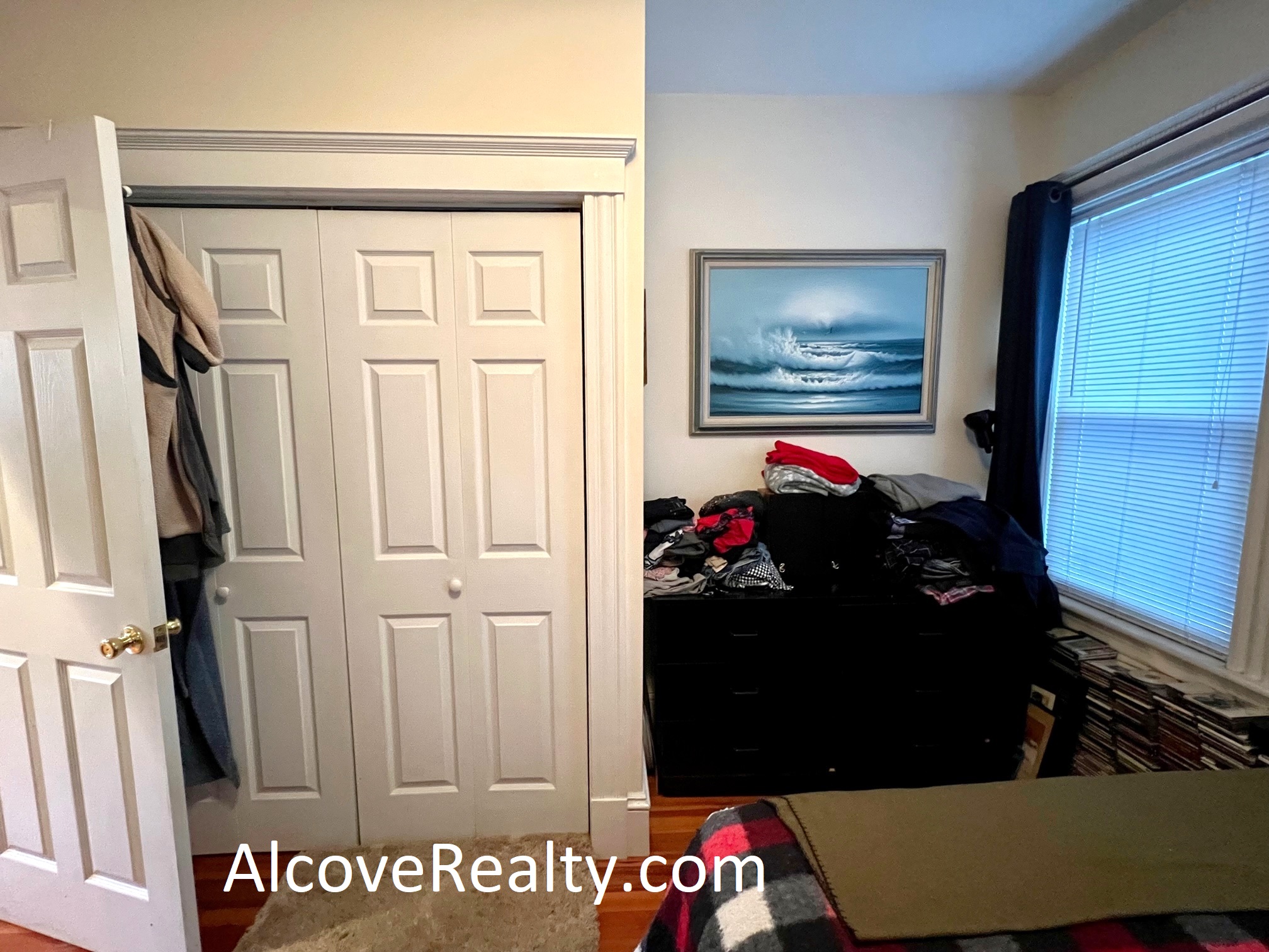 2 bed, 1 bath apartment for rent at 34 Aberdeen Rd Unit 1, Davis Square — photo 8 of 10