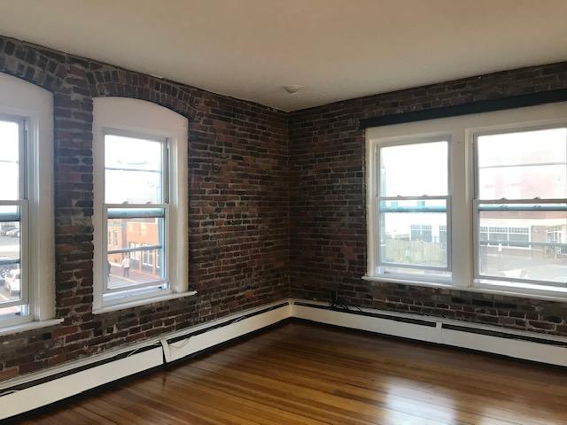 2 bed, 1.5 bath apartment for rent at 210 Derby St Unit 2L, Salem — photo 10 of 11