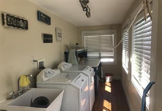 2.5 bed, 1 bath apartment for rent at 335 Arlington St Unit -2, Watertown — photo 8 of 9