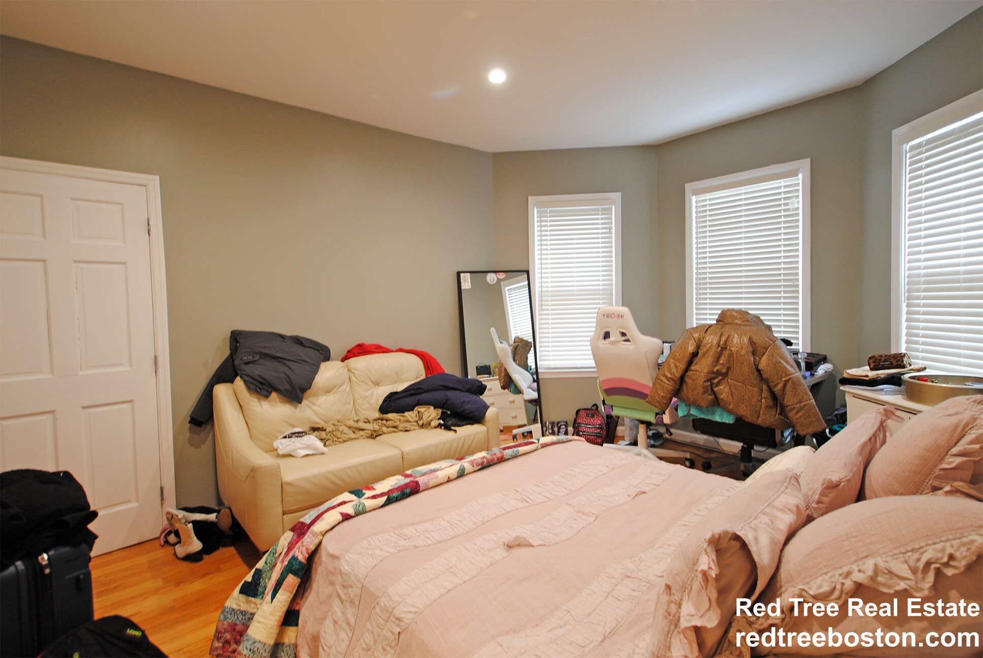 3 split bed, 2 bath apartment for rent at 294 Brookline St Unit Ma, Central Square — photo 9 of 23