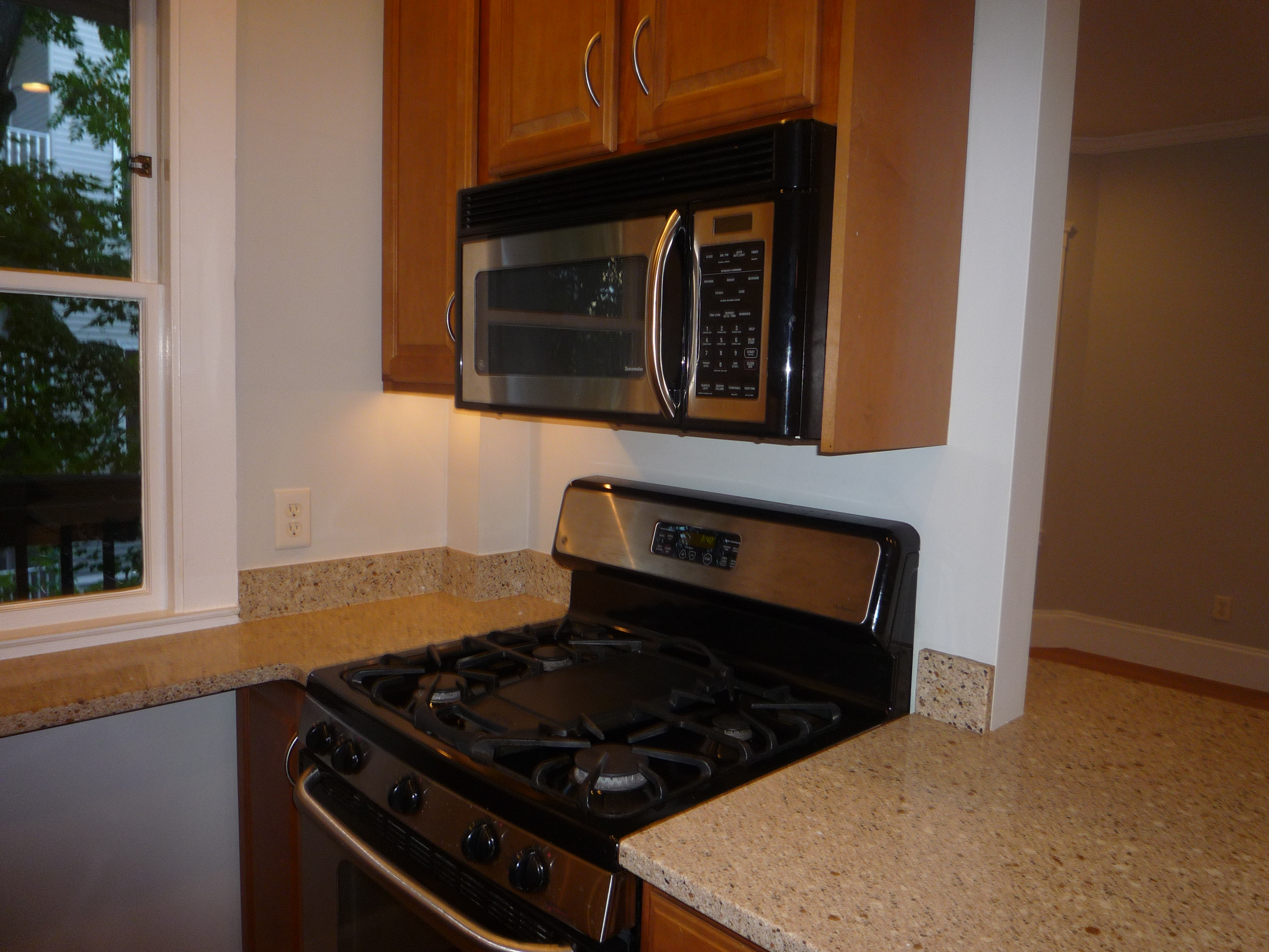 2 bed, 1 bath apartment for rent at 12 Remington St Unit 206, Harvard Square — photo 8 of 27