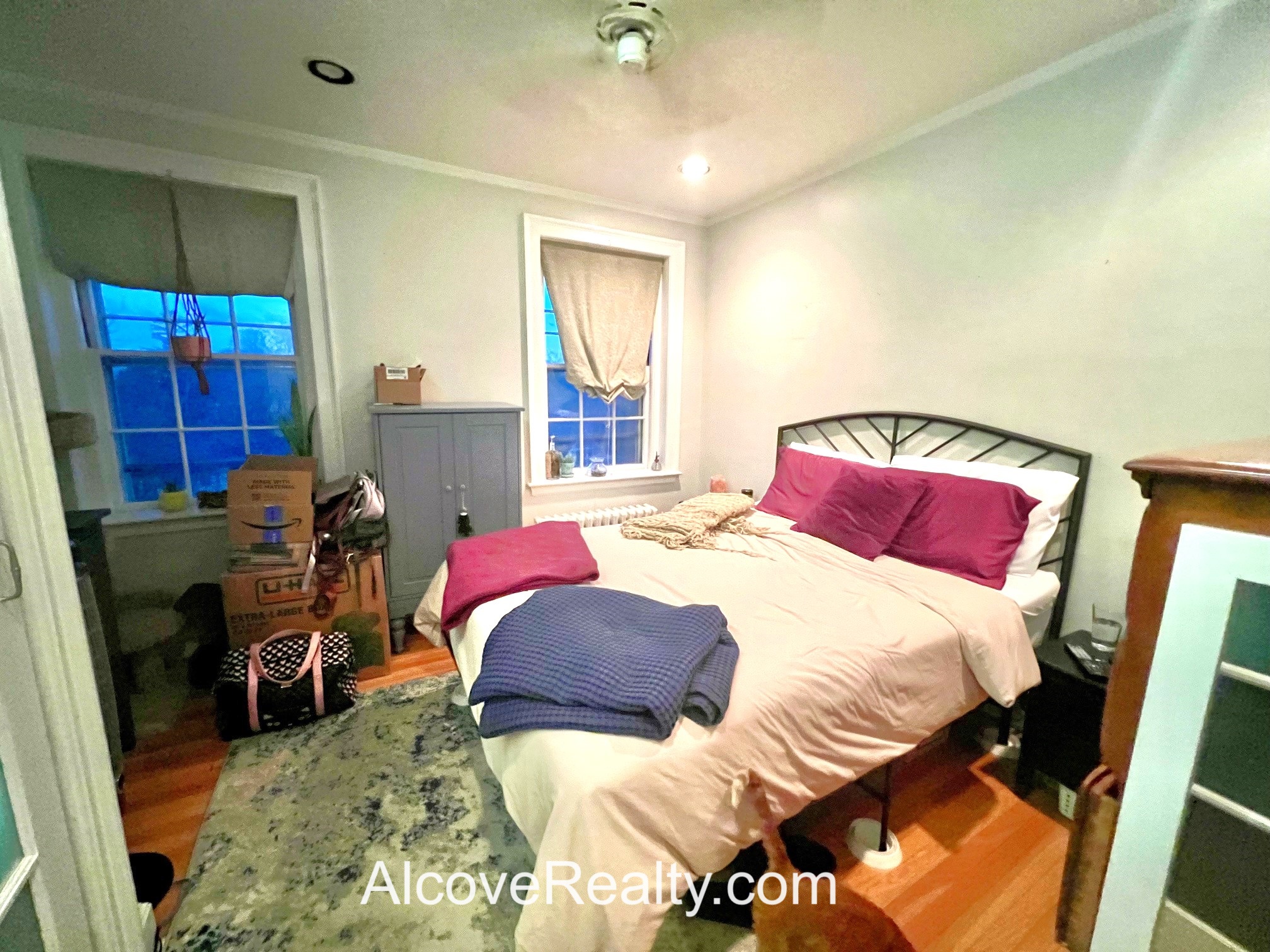 1 bed, 1 bath apartment for rent at 54 Concord Ave Unit 34, Observatory Hill — photo 8 of 14