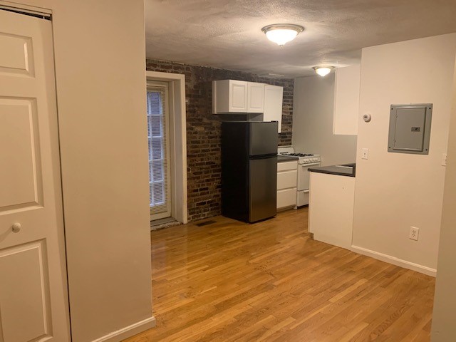 Studio bed, 1 bath apartment for rent at 40 Clark St Unit B, North End — photo 1 of 12