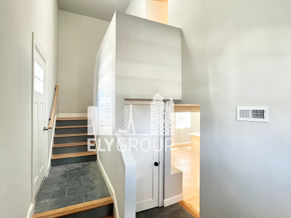 4 bed, 2 bath apartment for rent at 31 Lincoln St Unit 1, West Medford — photo 8 of 21