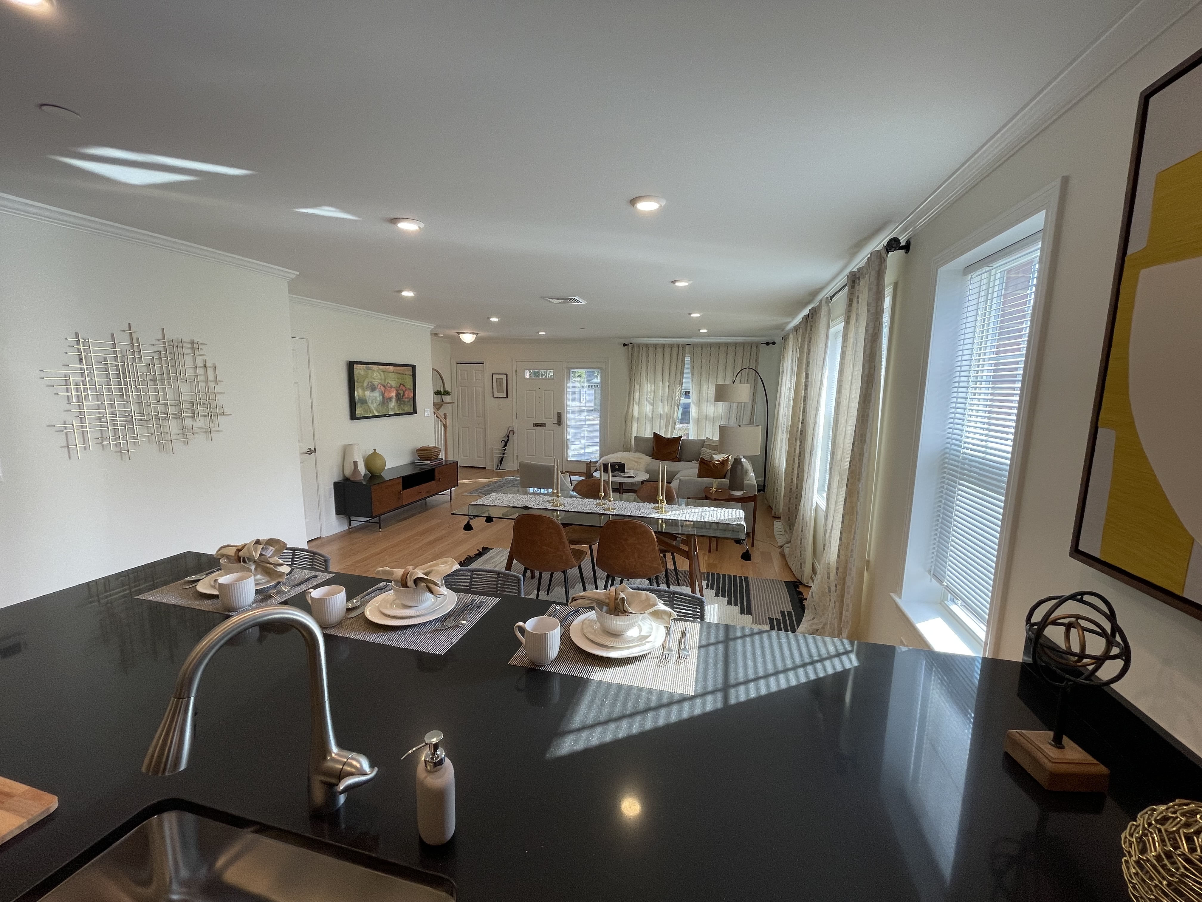 3 bed, 2.5 bath apartment for rent at 11 Thornton Rd Unit ., Chestnut Hill — photo 7 of 34