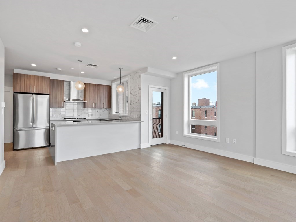 2 bed, 2 bath apartment for rent at 50 Symphony Rd Unit 20, Fenway