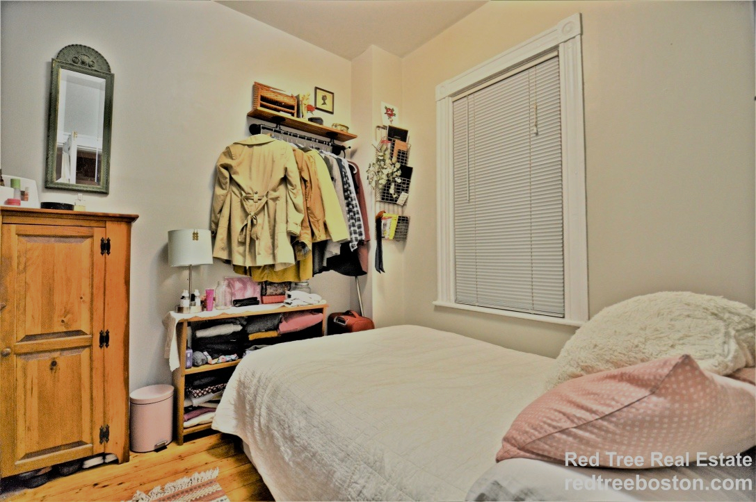 201 Hillside St, Mission Hill