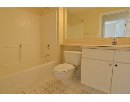 1 bed, 1 bath apartment for rent at 75 Peterborough St Unit 118, Fenway — photo 1 of 10