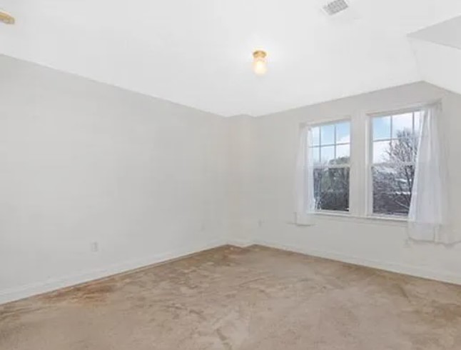 3 bed, 2.5 bath apartment for rent at 2691 Washington St Unit 1, Roxbury — photo 8 of 13