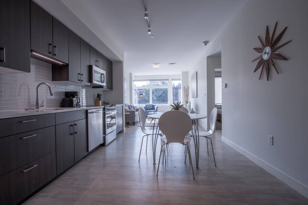 1.5 bed, 1 bath apartment for rent at 900 Beacon St Unit 302, Fenway — photo 3 of 17
