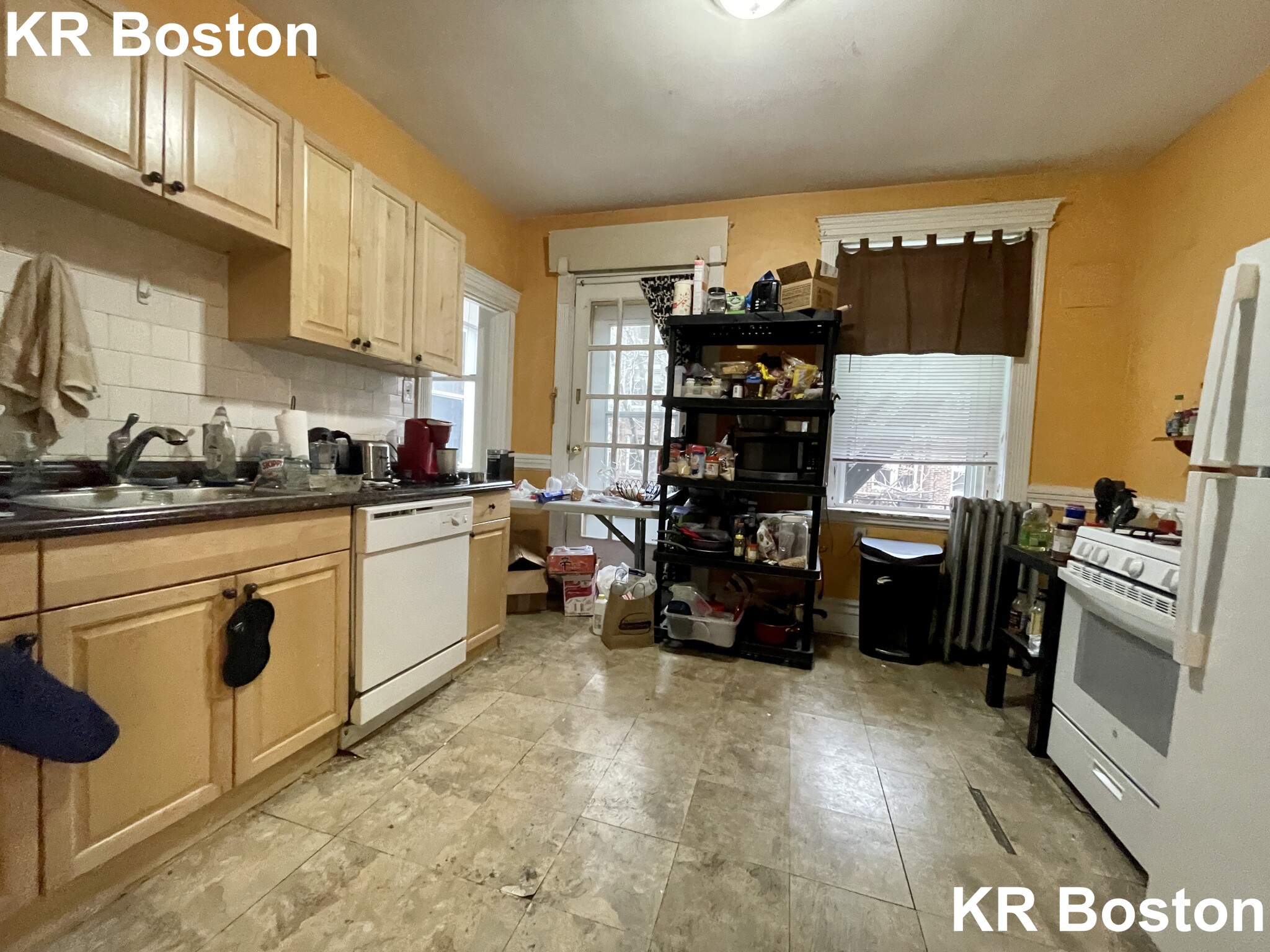 4 bed, 1 bath apartment for rent at 60 Fenway Unit 34, Fenway — photo 3 of 5