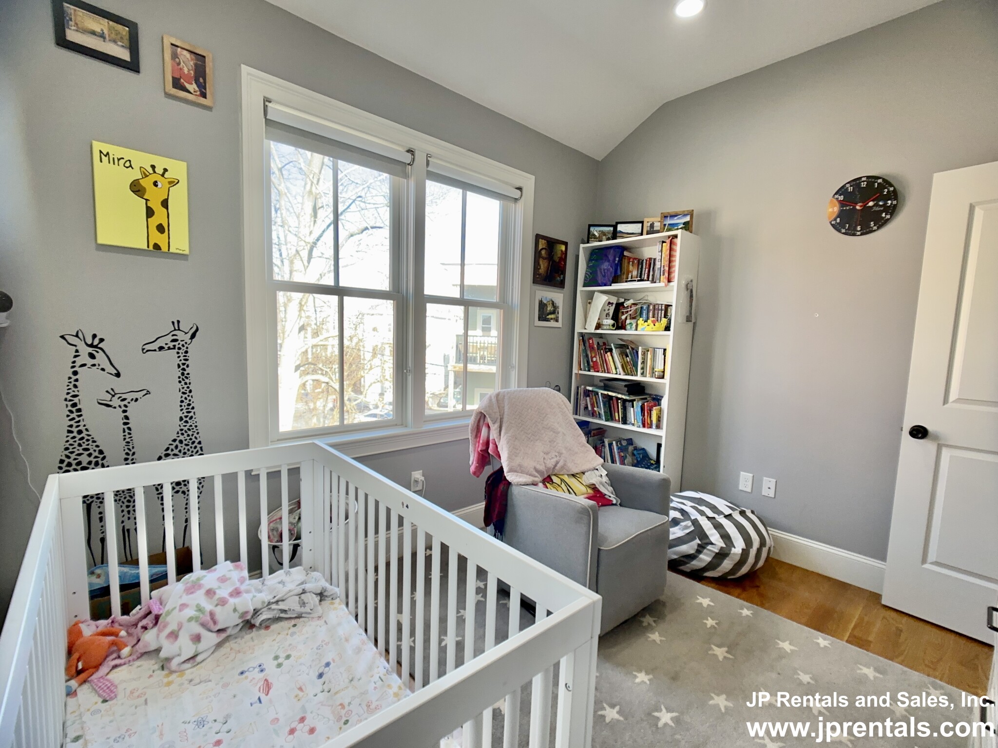 16 A Meehan St, Jamaica Plain