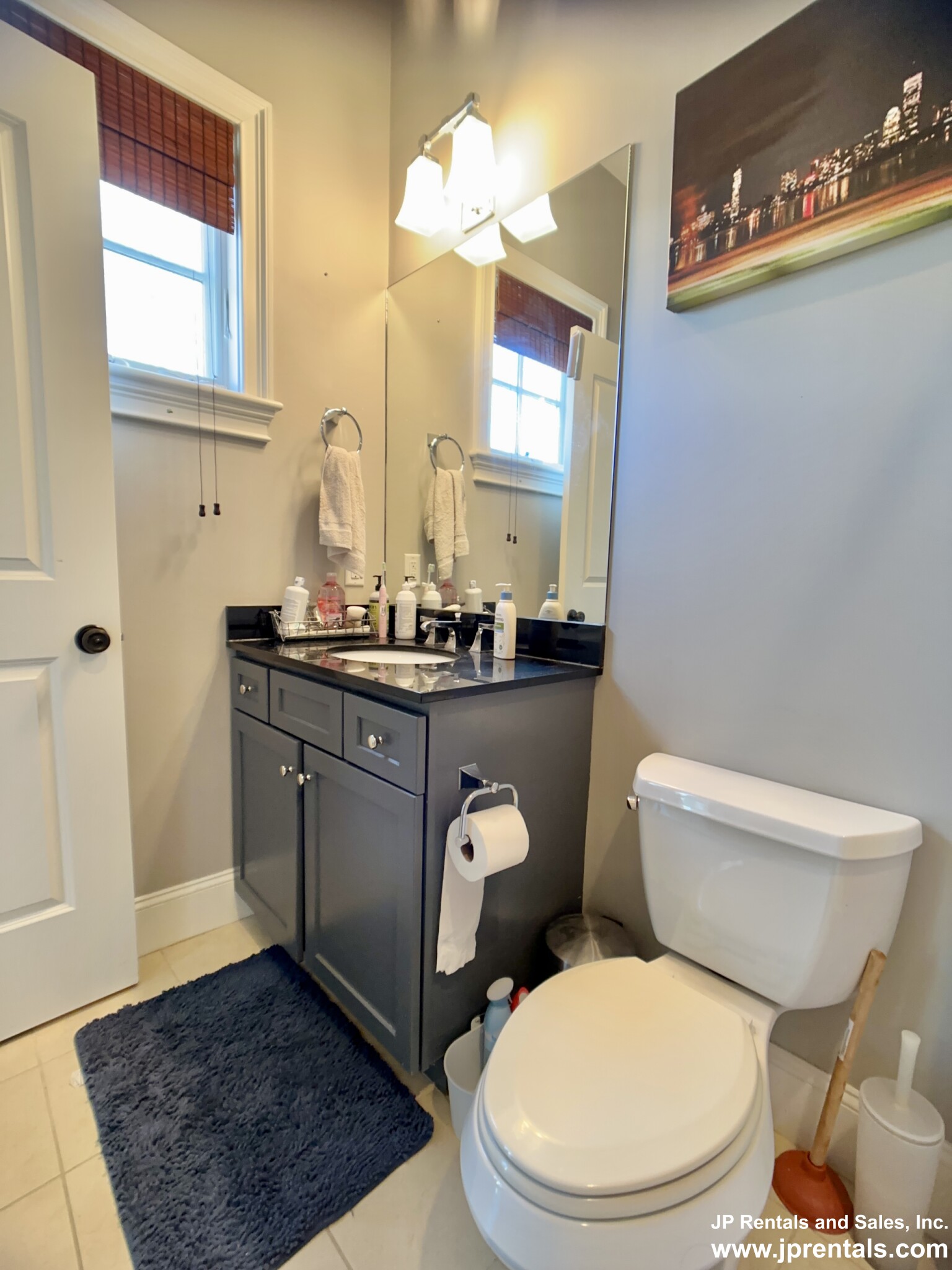 16 A Meehan St, Jamaica Plain