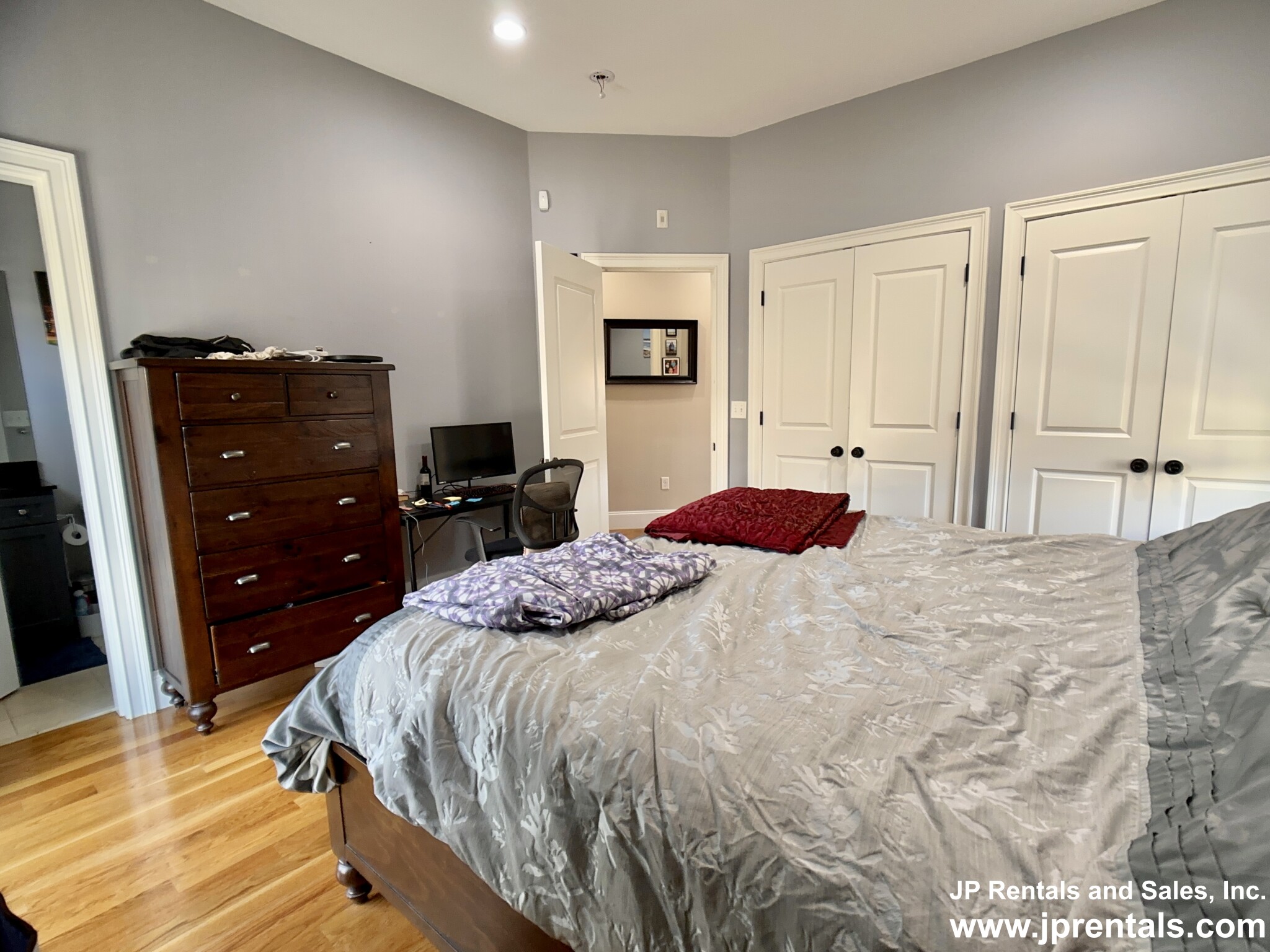 16 A Meehan St, Jamaica Plain