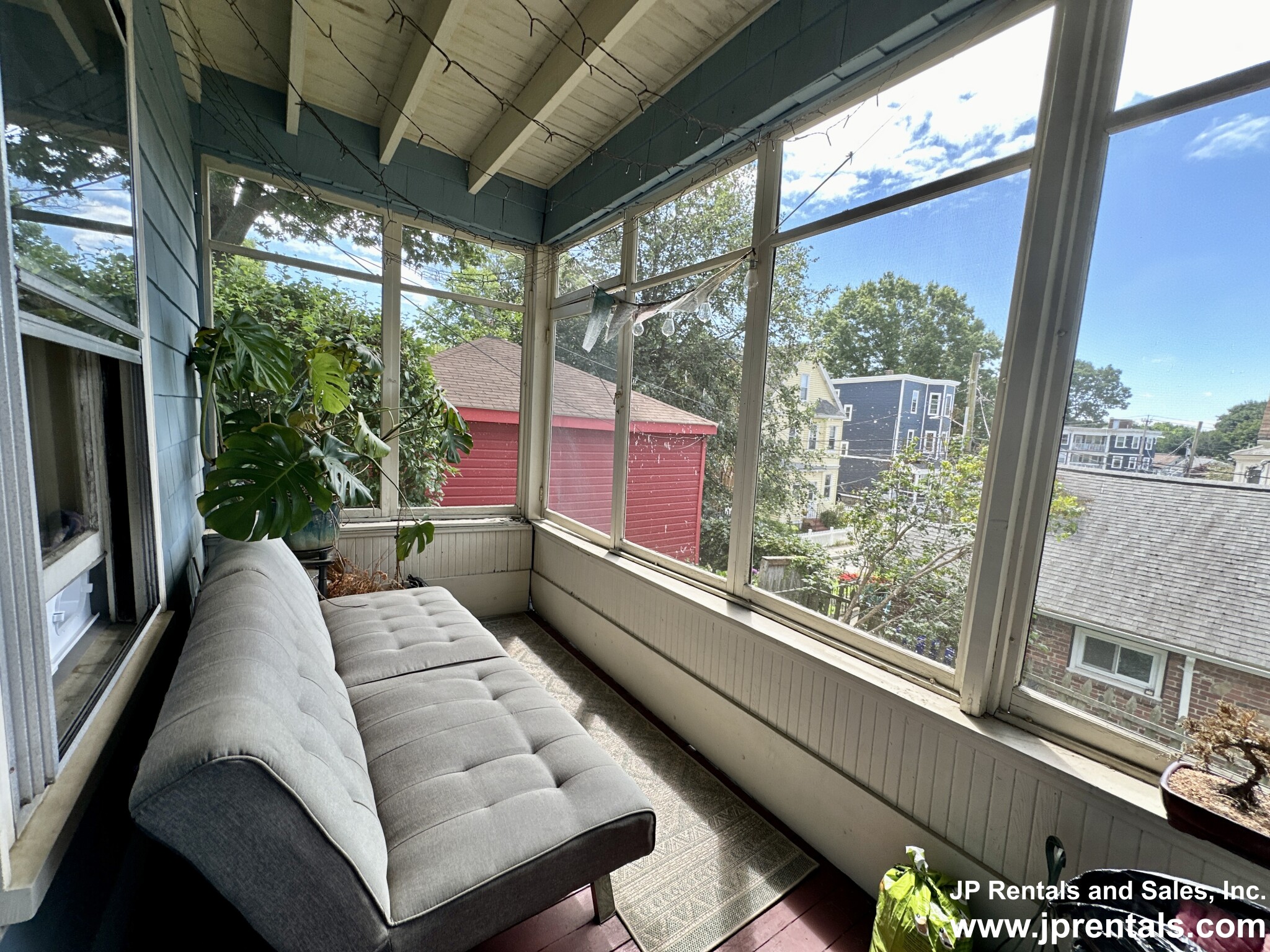 17 Goodway Rd, Jamaica Plain