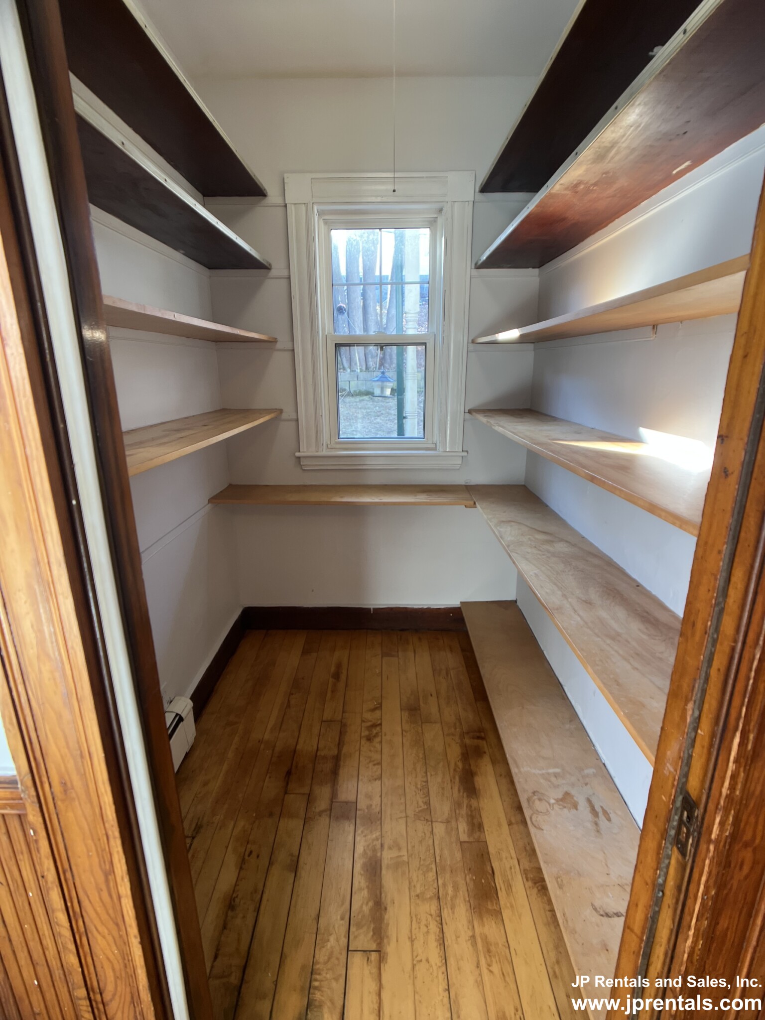 27 Rexhame St, Roslindale