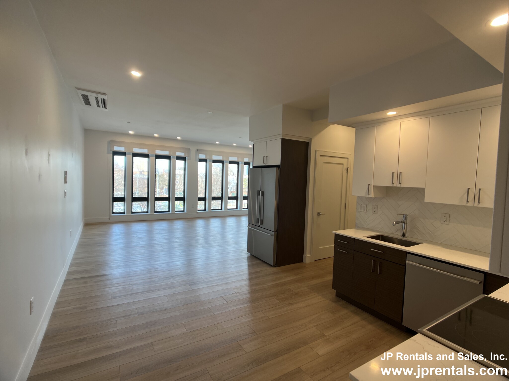 1948 Washington St, Roxbury