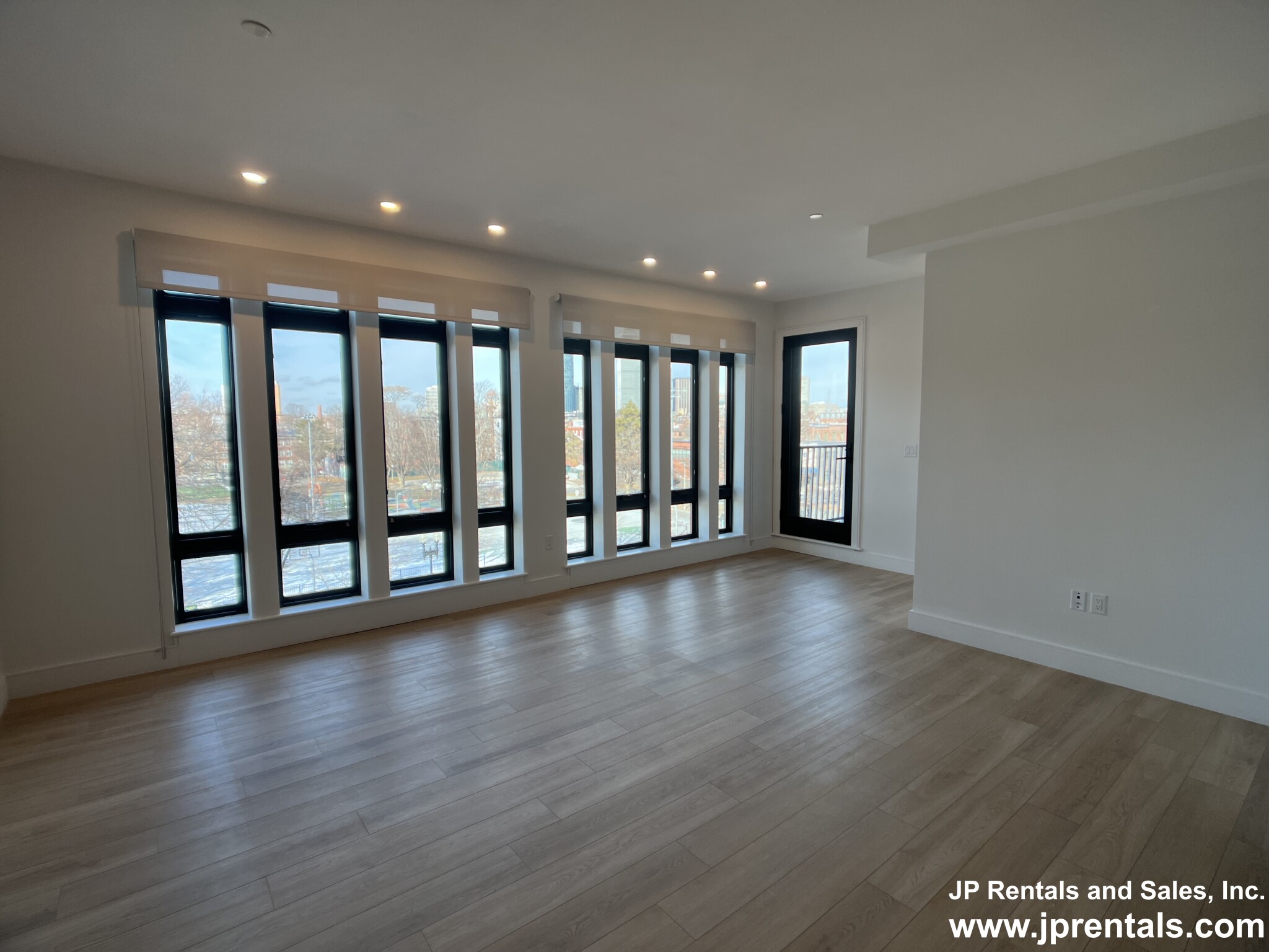 1948 Washington St, Roxbury