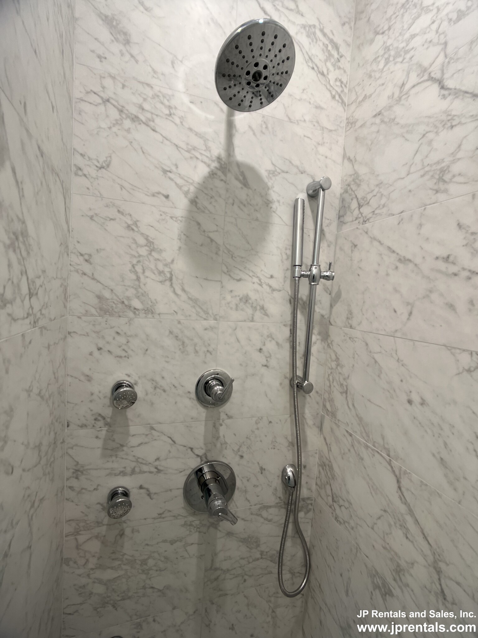 1948 Washington St, Roxbury