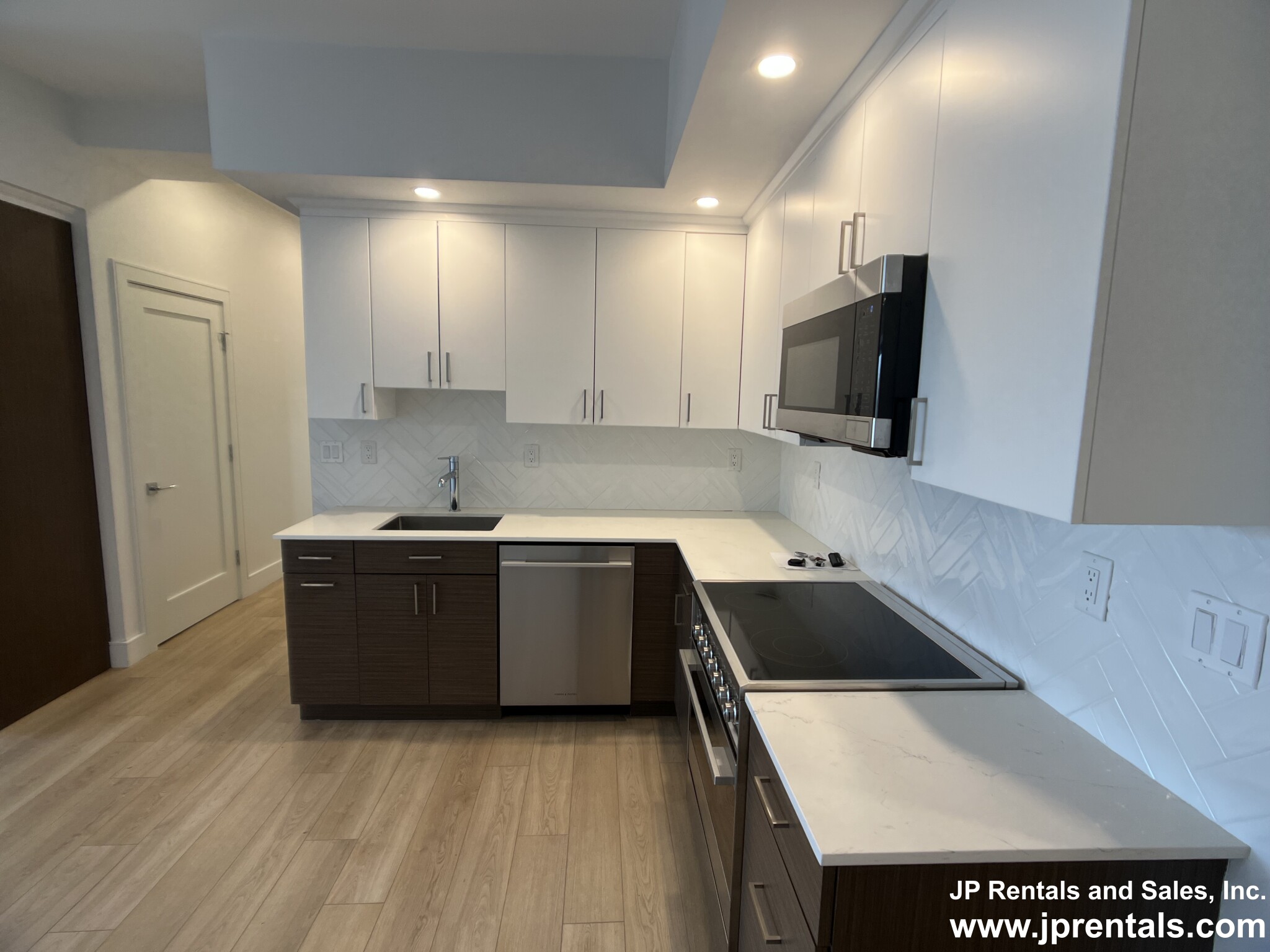 1948 Washington St, Roxbury