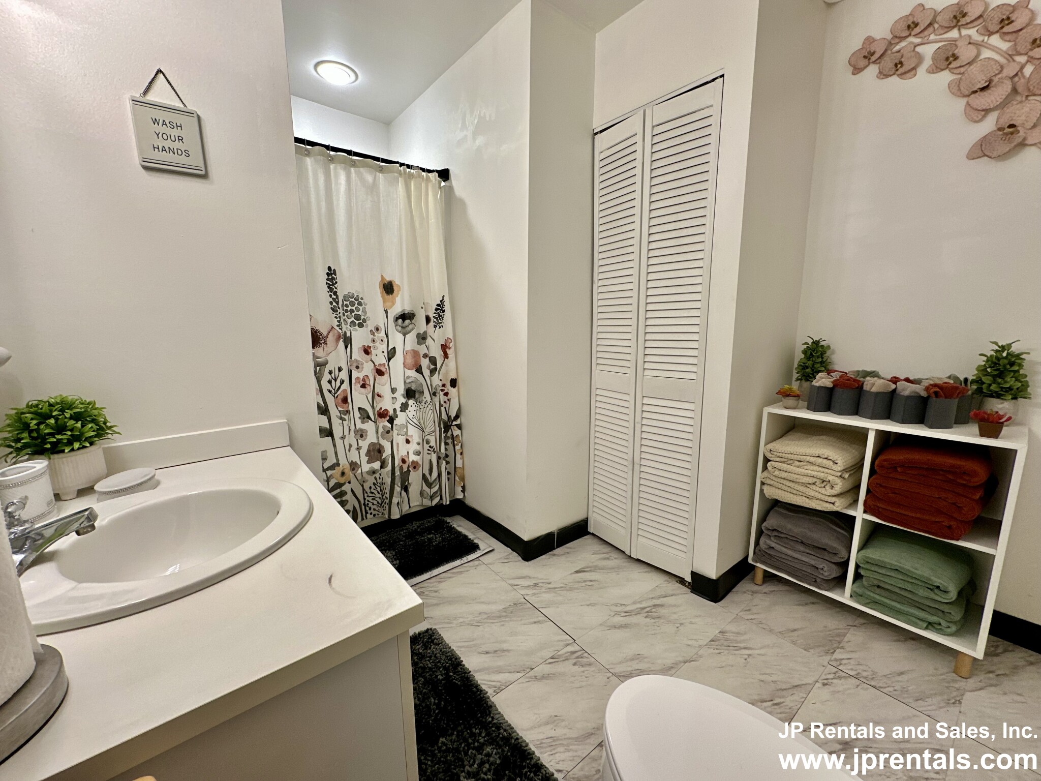 240 Heath St, Jamaica Plain