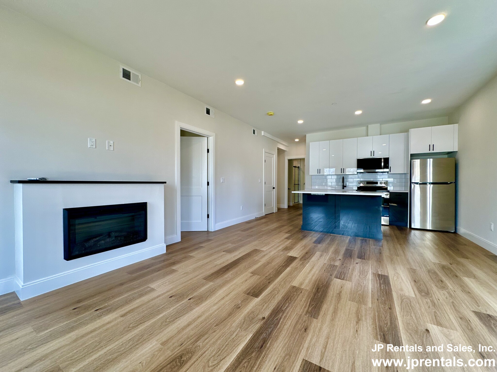 63 Belgrade Ave, Roslindale