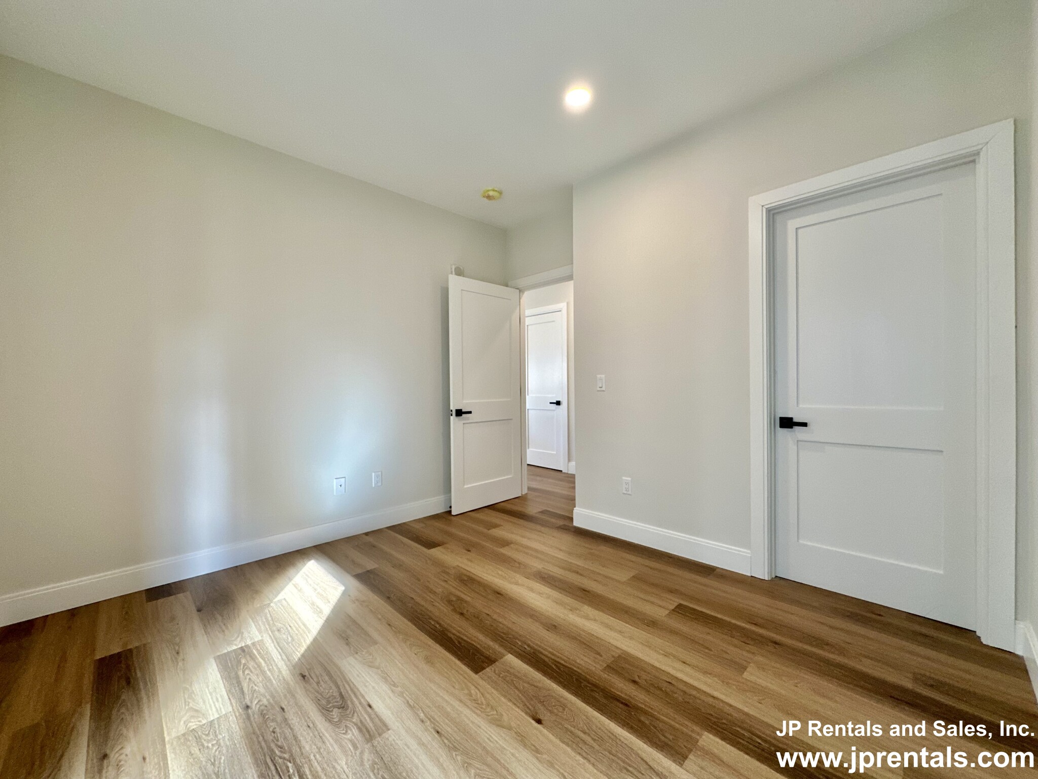 63 Belgrade Ave, Roslindale