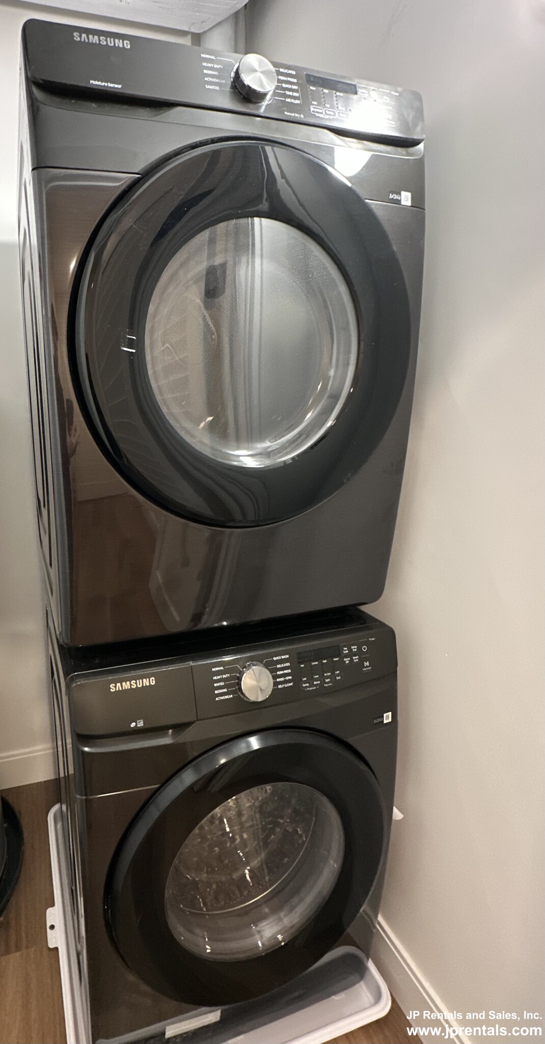 63 Belgrade Ave, Roslindale