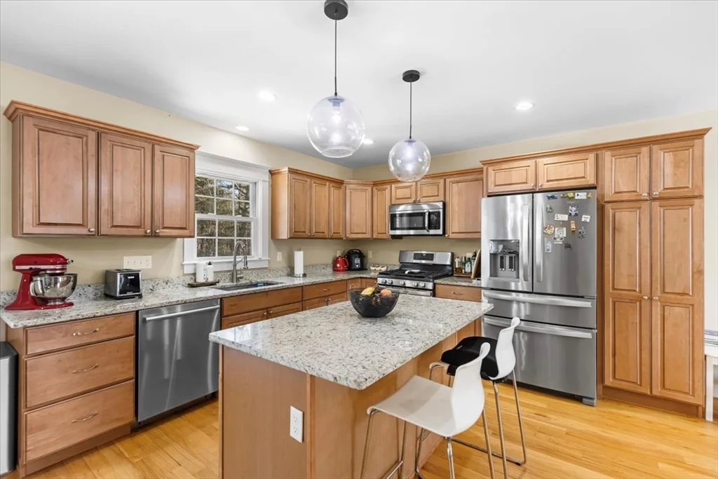 100 Turtle Brook Rd, Canton