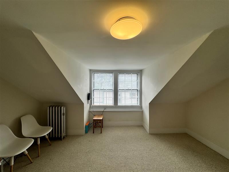 9 Clinton St, Mid-Cambridge