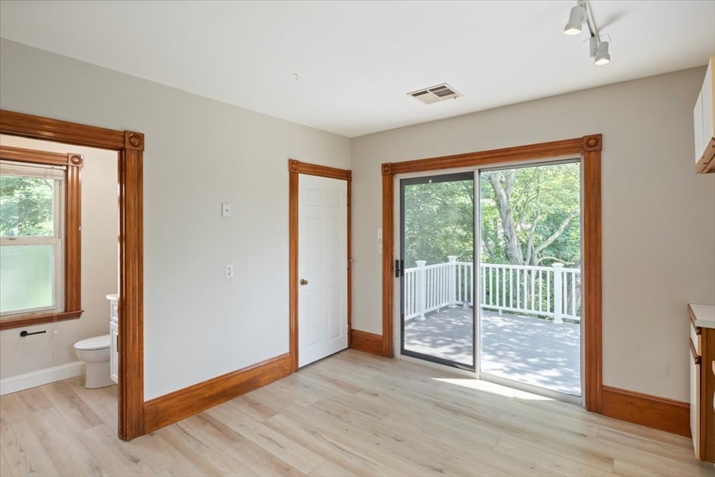 40 Whitehall St, East Dedham