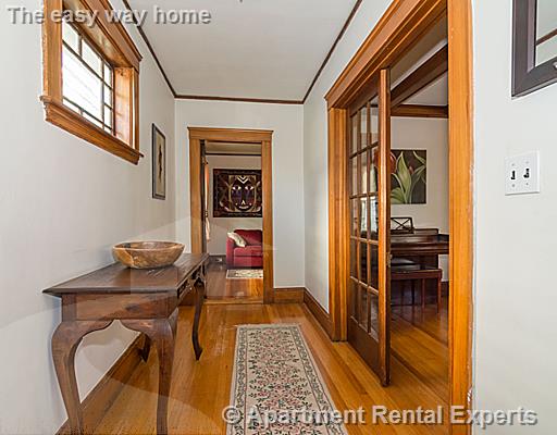 108 Bowdoin St, Tufts